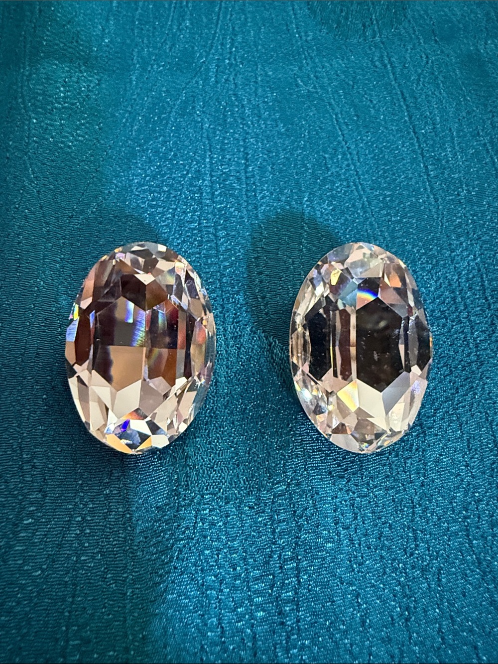 Crystal Oval Stud Earrings - Clear Sparkle